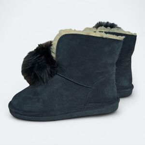 BEARPAW Navy Blue Suede Ankle Boots Faux Fur Pom Pom Winter Booties